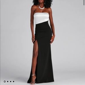 WORN ONCE WINDSOR BLACK TIE DRESS WITH SLIT